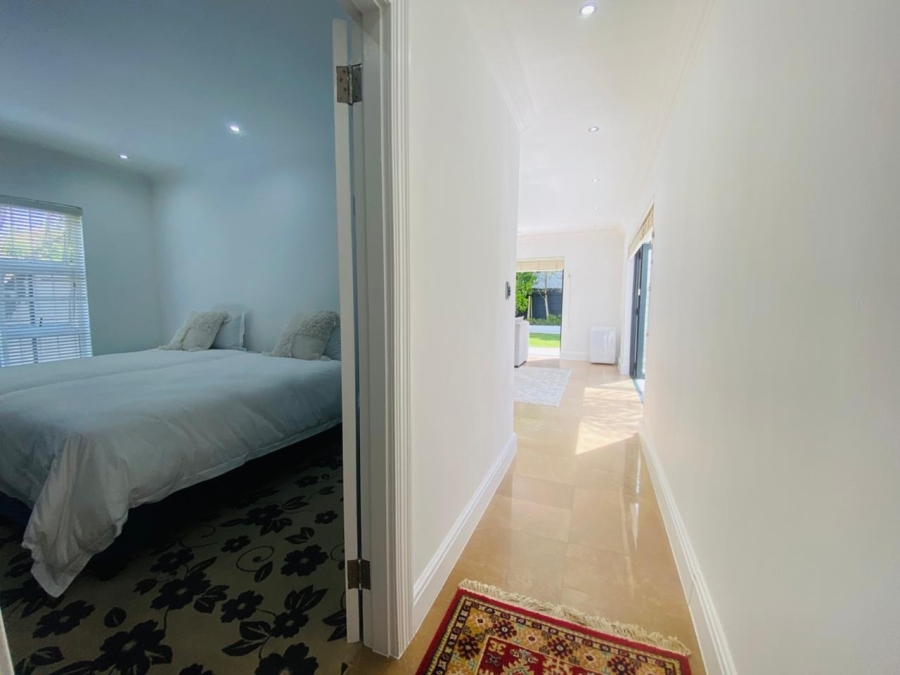 5 Bedroom Property for Sale in Sunset Beach Western Cape